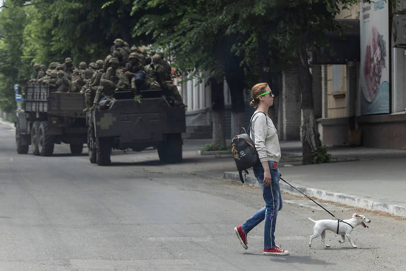 Украинская военная техника в городе Бахмут