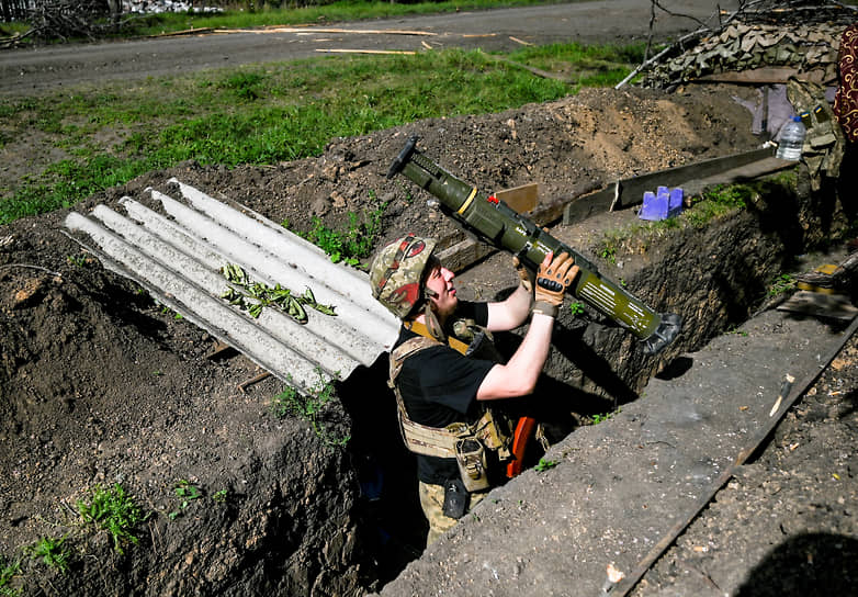 Украинский военнослужащий, Донецкая область