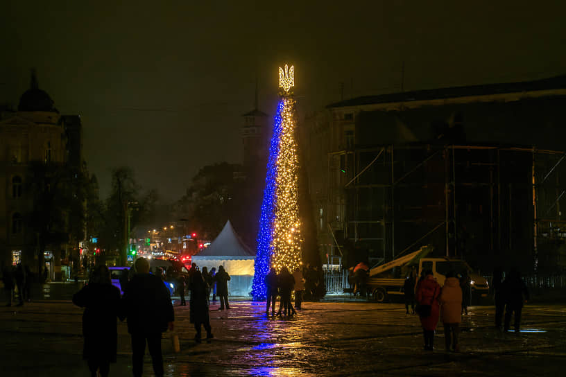 Новогодняя елка на Софийской площади Киева