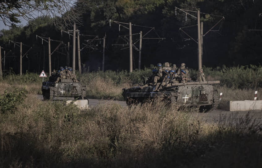 Украинские военные патрулируют села под Харьковом