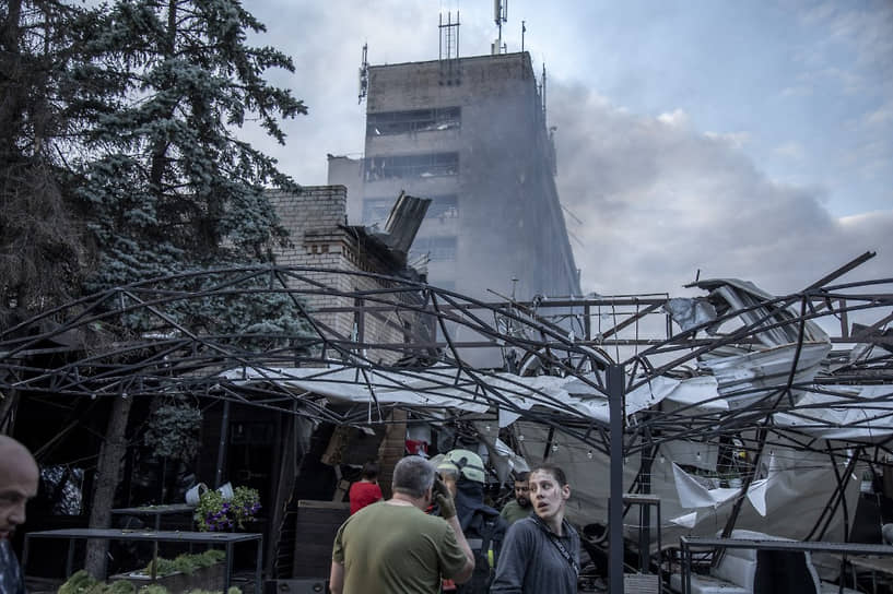 Разрушенный ресторан в Краматорске