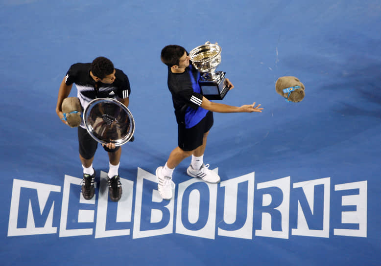 «Для меня худшее поражение — это не проигрыш сам по себе, а решение не пытаться»
&lt;br>На фото: французский теннисист Жо-Вильфрид Тсонга (слева) и Новак Джокович 