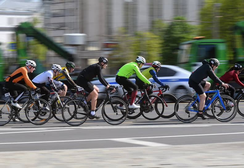 В соревнованиях участвовало свыше 1,3 тыс. велосипедистов