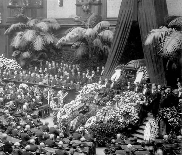 Рейхстаг. Церемония прощания с Вальтером Ратенау. 27 июня 1922 года