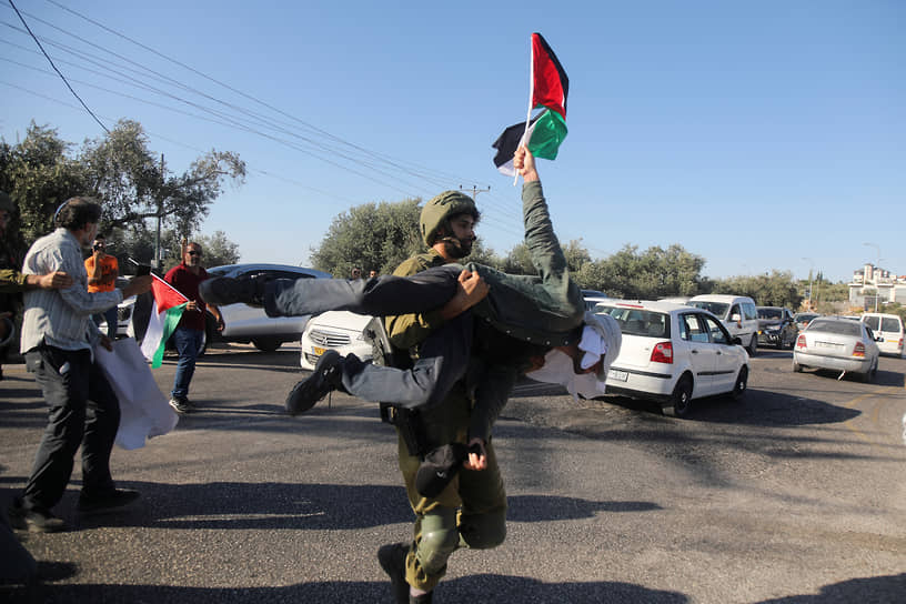 Сальфит. Подавление протеста против строительства израильских поселений на Западном берегу реки Иордан