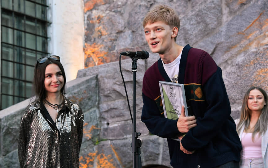 Режиссер Альфия Хабибуллинаи актер Владимир Сарапульцев