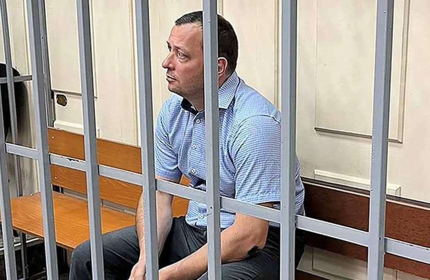 Владимир Якушев во время рассмотрения ходатайства об избрании меры пресечения в Кузьминском суде