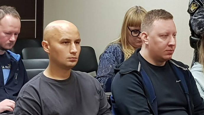 Полицейский отстрелялся на восемь