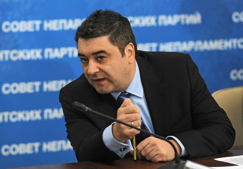 Политик, политтехнолог и Великий мастер России Андрей Богданов 