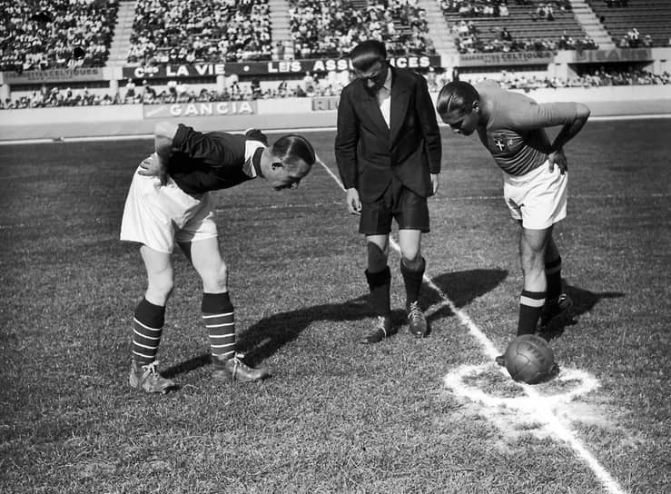 Франция, 1938 год. Жеребьевка перед матчем Норвегия—Италия