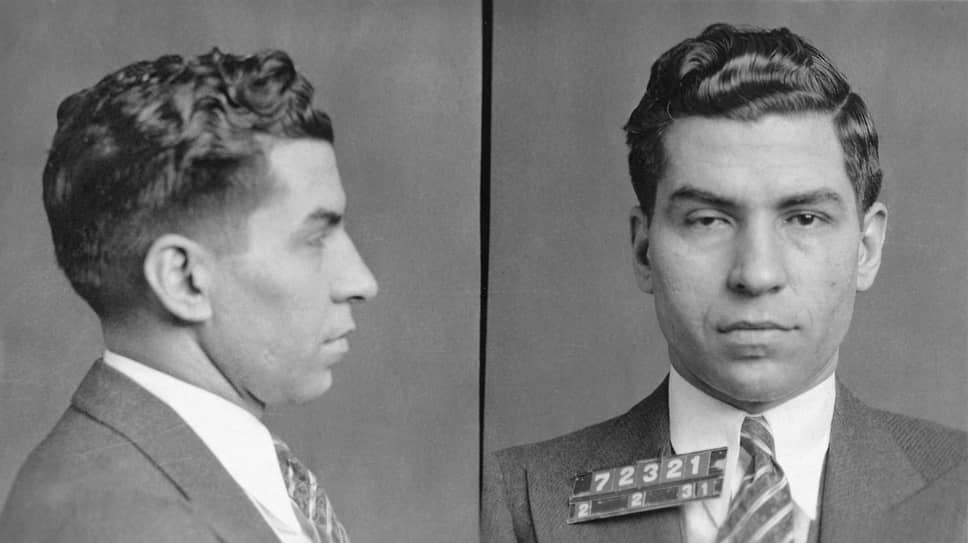 Больше всего Лукания мечтал выбраться из нищеты. В 14 лет он устроился посыльным: доставлял дамские шляпки, а заодно — опиум. Тогда юный бандит был впервые пойман с поличным и арестован на год. Через шесть месяцев Лукания вышел на свободу за примерное поведение, а чуть позже сменил имя, поскольку в колонии его дразнили женским — Салли. Фамилию он сам считал сложной для американского произношения. Отныне гангстера звали Чарльз Лучано 