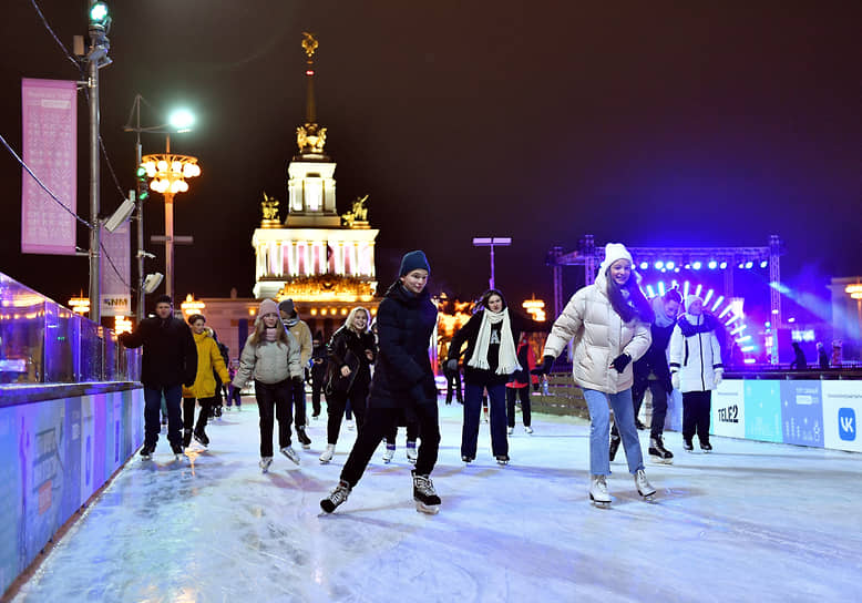 Церемония открытия катка на ВДНХ