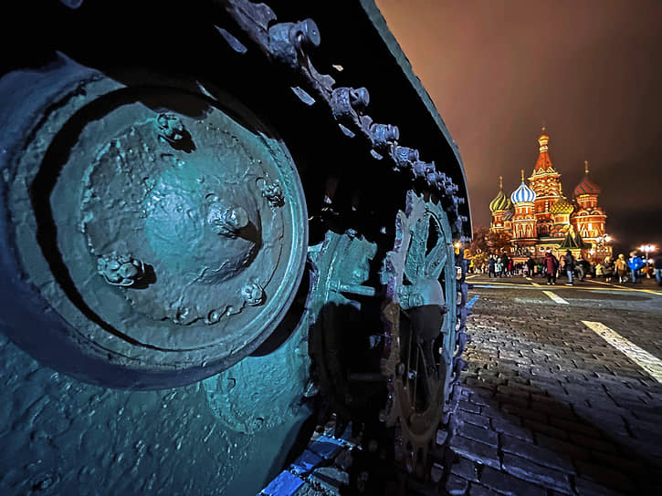 Москва. Военная техника в интерактивном музее под открытым небом, посвященном истории обороны столицы