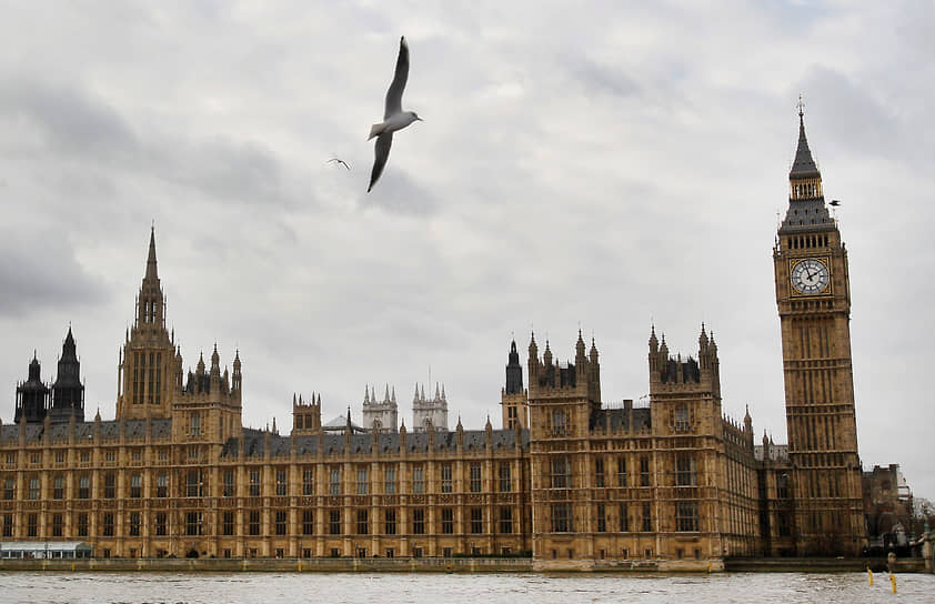 Впрочем, в парламенте считают Палату лордов весьма полезным инструментом для сдерживания правительства и дискуссий  