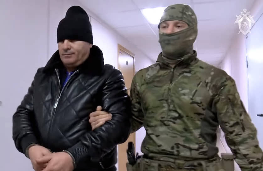 Хасан Полонкоев (слева)