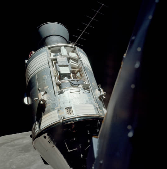 Фотография отсека научно-инструментального модуля «Аполлона-17»