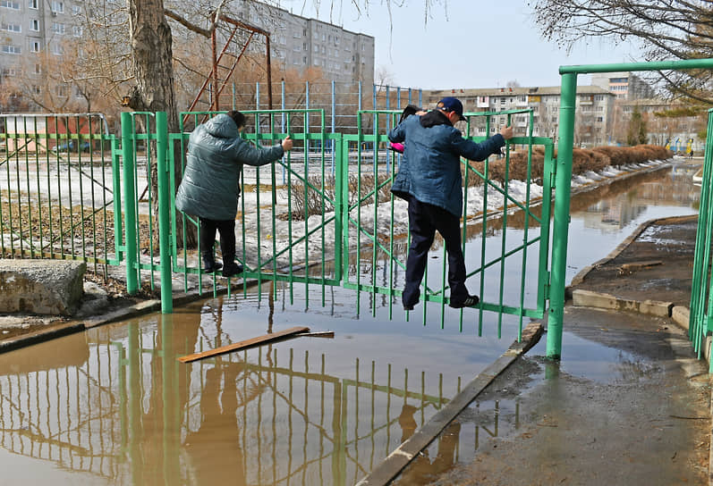 Последствия весенней оттепели в Омске