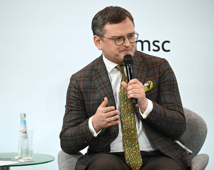 Министр иностранных дел Украины Дмитрий Кулеба во время конференции в Мюнхене