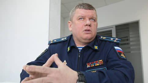 Разведку окружили мусором // Командира разведбригады обвинили в организации свалки на землях Минобороны