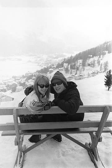 Джон и Синтия на горнолыжном курорте Санкт-Мориц. 1965 год