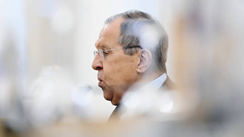Киев вспомнил об Африке // Главы МИД России и Украины совершают конкурирующие поездки по континенту