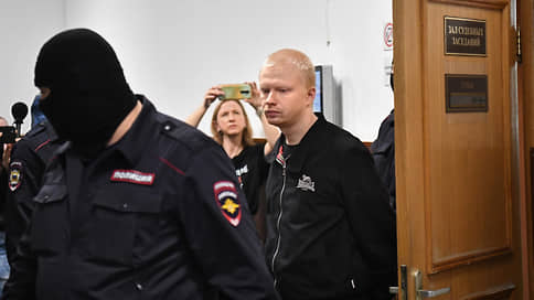 Террорист, а не псих // Обвиняемого в подготовке покушения на Владимира Соловьева признали дееспособным, его могут осудить на пожизненный срок