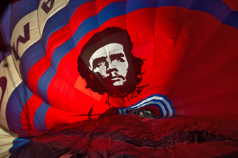 Воздушный шар на 19-ой Международной встрече воздухоплавателей в Великих Луках