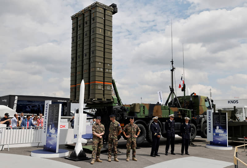 Зенитный ракетный комплекс противовоздушной и противоракетной обороны средней дальности SAMP/T