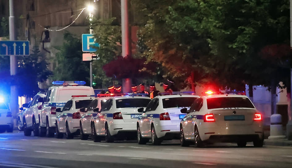 Автомобили полиции в Ростове-на-Дону