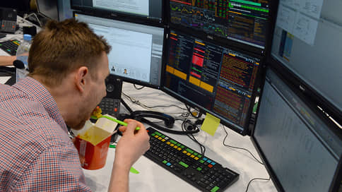 Ставка на девальвацию // Какая доходность сформировалась по замещающим облигациям