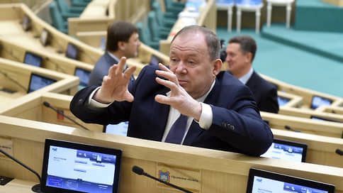 Бывший сенатор не отказался от сделки // В Новосибирске будут судить парламентария, который признался, что пытался подкупить судью едой