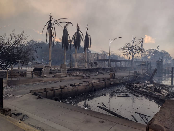 Пострадавшие от пожара окрестности Лахайны