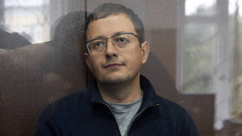 Проедемте в тюрьму // Бывший топ-менеджер автодилера Рольф осужден за вывод денег из России