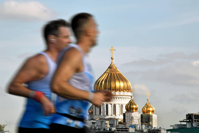 Участки по маршруту марафона были перекрыты с 07:00 до 17:00