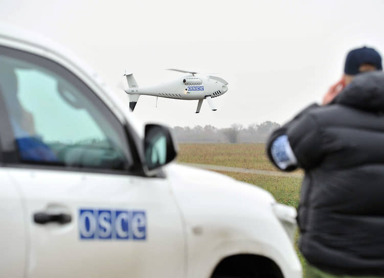 Демонстрация беспилотников для специальной мониторинговой миссии ОБСЕ на Украине. 2014 год