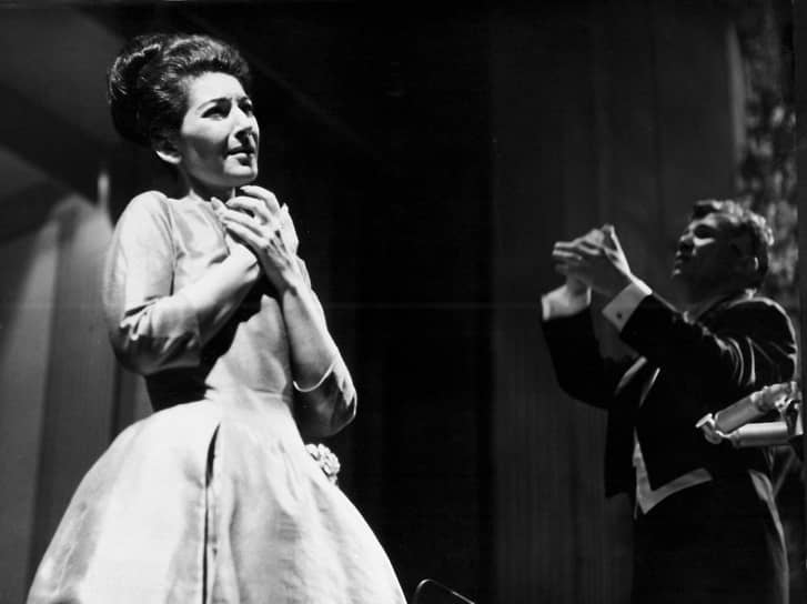 Мария Каллас выступает в Театре Елисейских полей в Париже, 5 июня 1963 года