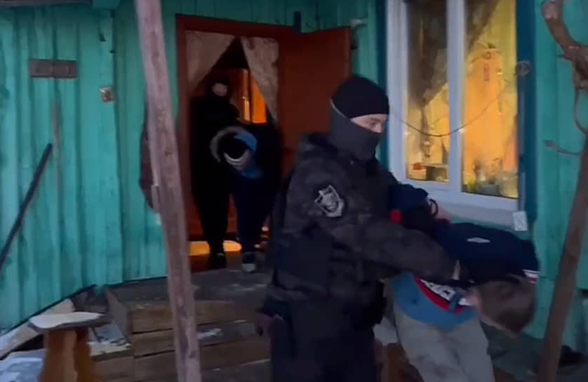 В Иркутской области полицейские задержали участников  конфликта, в результате которого погиб несовершеннолетний
