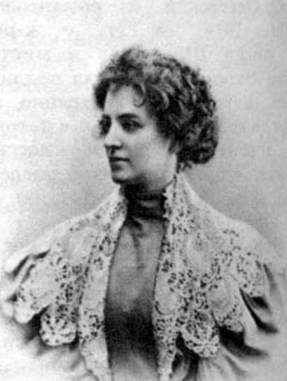Поэтесса, писательница Зинаида Гиппиус писала, что Брюсов умер для нее как человек и поэт из-за его большевистских взглядов
