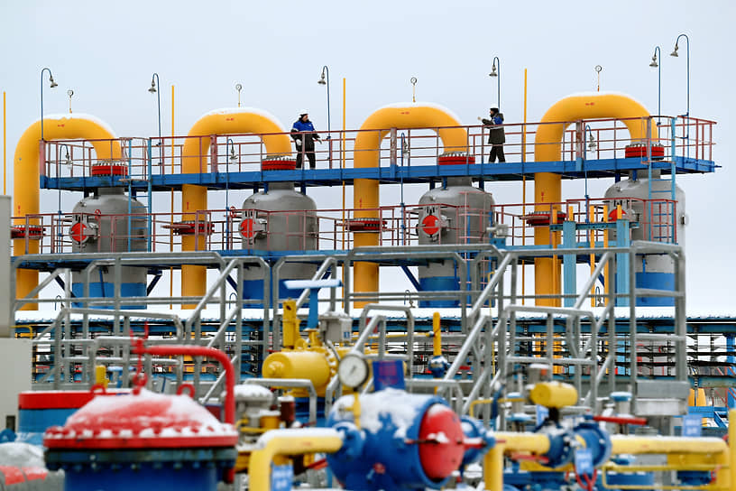 Московская область.  Сотрудники ООО «Газпром трансгаз Москва» на станции «Волоколамская»