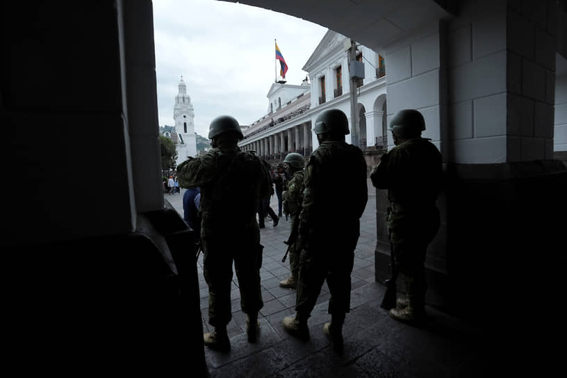Министр безопасности Аргентины Патрисия Буллрич сообщила, что страна готова направить в Эквадор силовиков для помощи в устранении беспорядков 