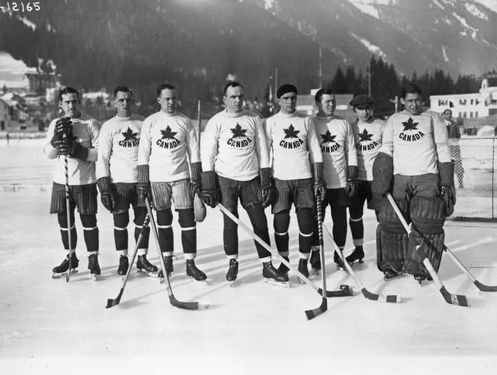 Большую часть игр на турнире в Шамони канадская сборная по хоккею выиграла с сухим двухзначным счетом