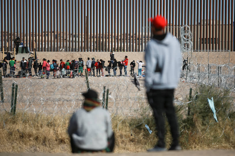 Мигранты на американо-мексиканской границе