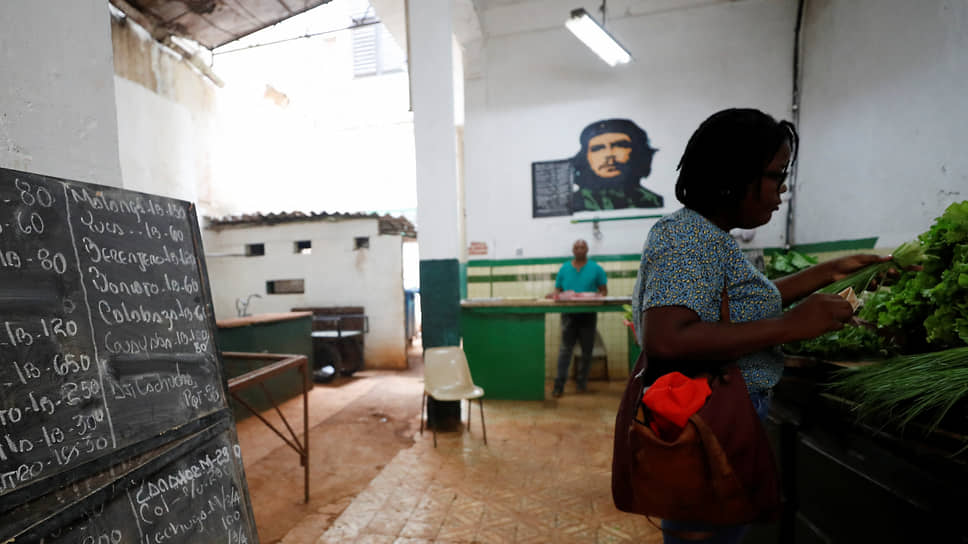 Отходит ли переживающая тяжелый кризис Куба от заветов Фиделя Кастро