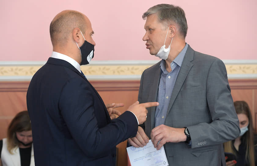 Бывший первый вице-спикер Госдумы Владимир Рыжков (справа) в 2021 году