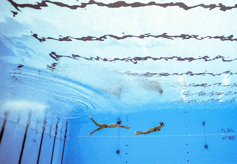 Техническая программа мексиканцев Миранды Барреры Хименес и Диего Виллалобоса Каррильо на соревнованиях по синхронному плаванию
