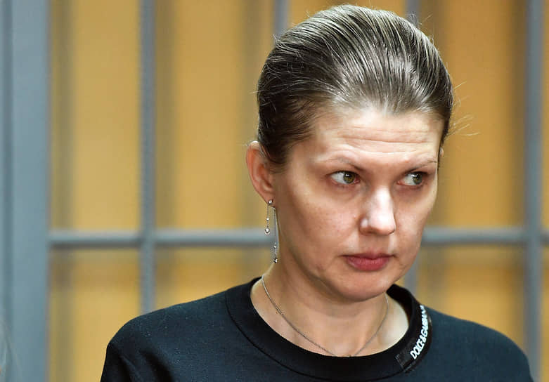Бывший замглавы Минспросвещения Марина Ракова в зале суда в марте 2023 года