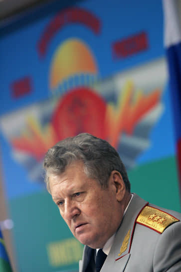 Генерал Владислав Ачалов на конференции Союза десантников, 2007 год