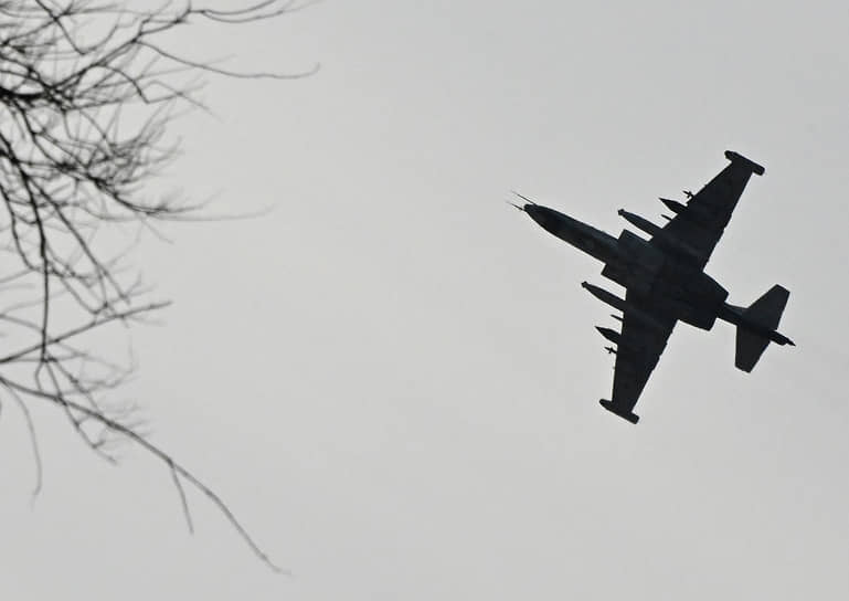 20 апреля средства ПВО РФ сбили украинский самолет Су-25, 213 БПЛА и пять управляемых авиабомб AASM Hammer производства Франции 