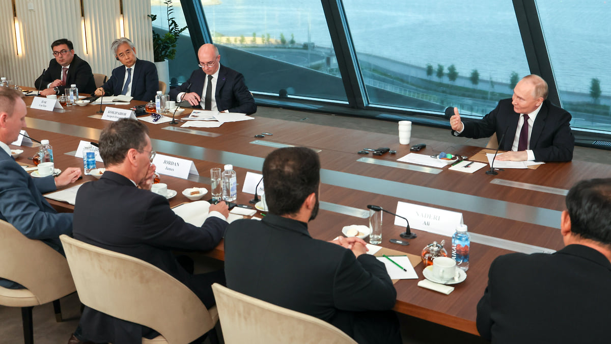 Встреча Путина с главами иностранных информагентств. Главное - Коммерсантъ