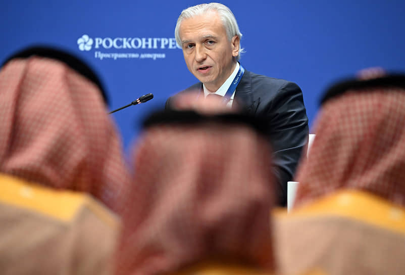 Санкт-Петербург. Председатель правления и гендиректор ПАО «Газпром нефть» Александр Дюков на заседании «Будущее рынка нефти и газа: перспективы глобального спроса и планы производителей» на полях ПМЭФ